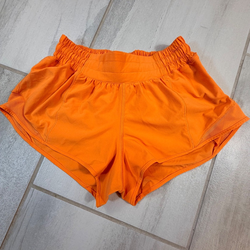 Lululemon Hotty Hot High-Rise Lined Short 2.5 Orange LW7AUSR Womens Size 4